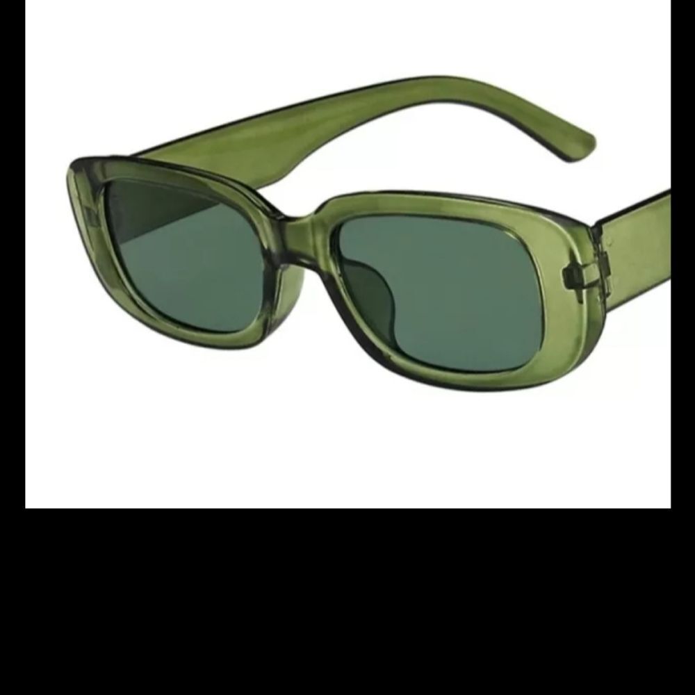 NWOT Y2K Square Olive Green Sunglasses